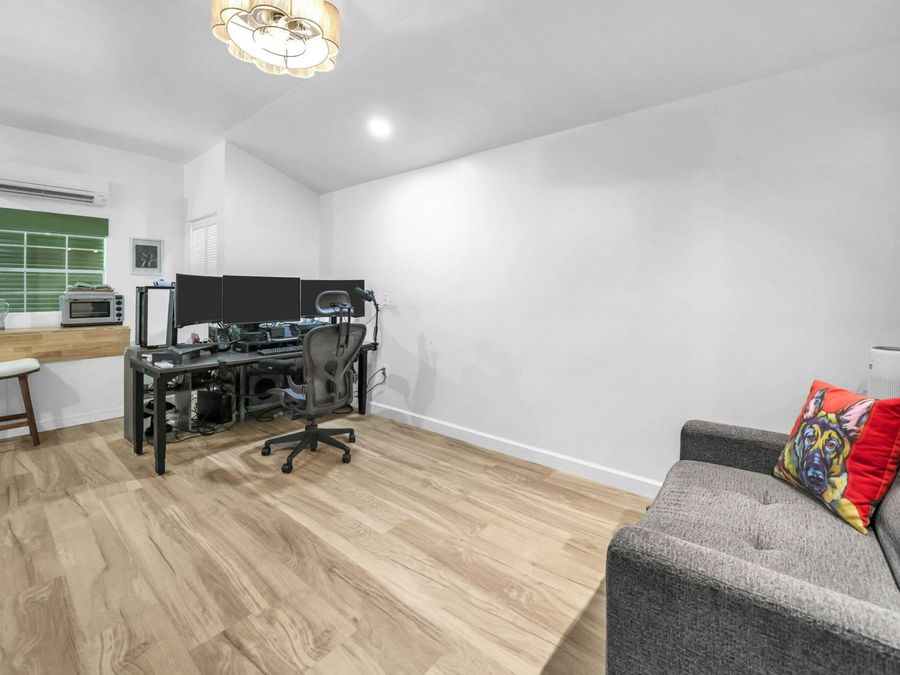 Property Image 80