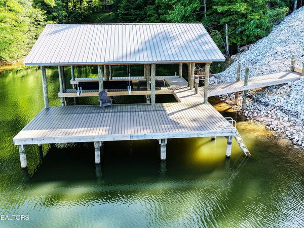 175 Tanasi Tr, Kingston, TN 37763
