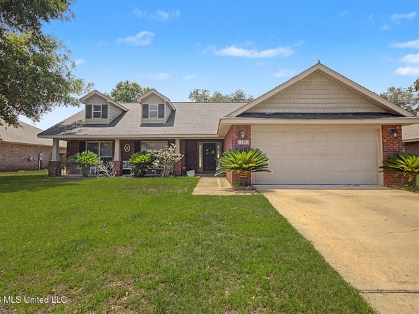 117 Brackish Place, Ocean Springs, MS 39564