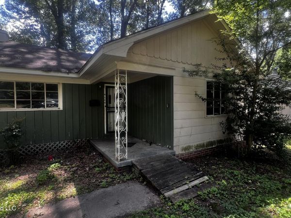 4644 Normandy Drive, Jackson, MS 39206