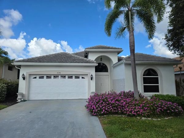 3198 SE Carrick Green Court, Port St. Lucie, FL 34952