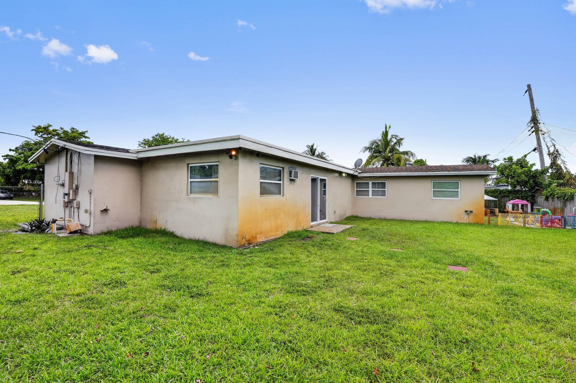 5801 NW 14th Court, Sunrise, FL 33313 Photo