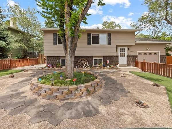 1825 Winnebago Road, Colorado Springs, CO 80915