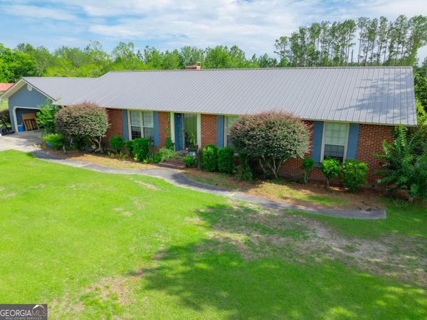 182 Myra Street, Alma, GA 31510