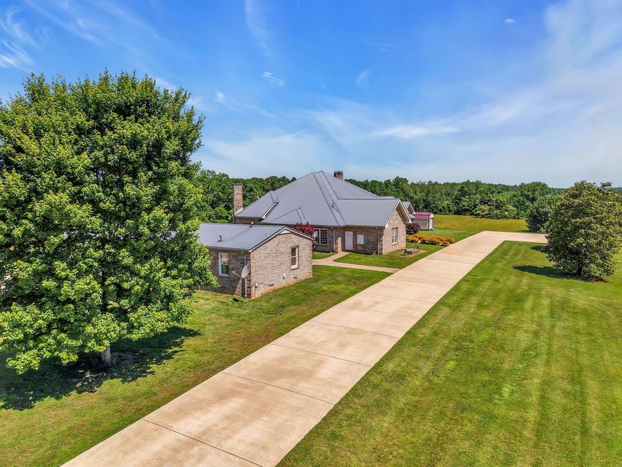 Property Image 100