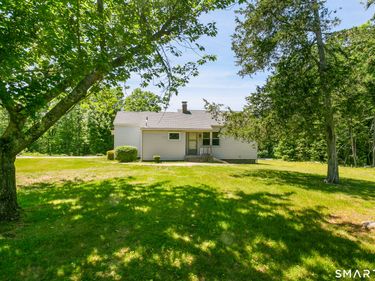 11 Bear Mountain , New Fairfield, CT 06812
