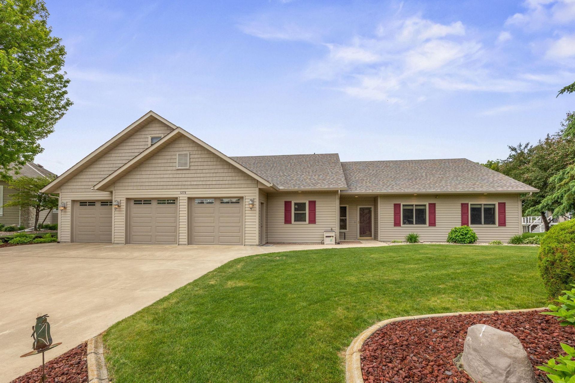 1278 Birdie Circle NW, Hutchinson, MN 55350