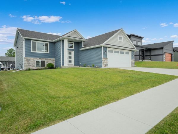 217 Brookestone Drive SE, Rochester, MN 55904
