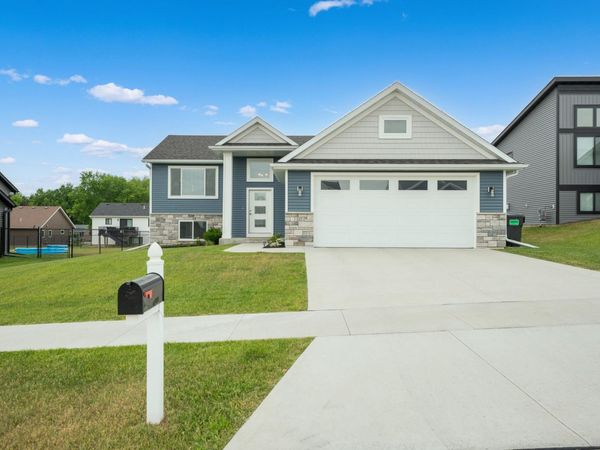 217 Brookestone Drive SE, Rochester, MN 55904