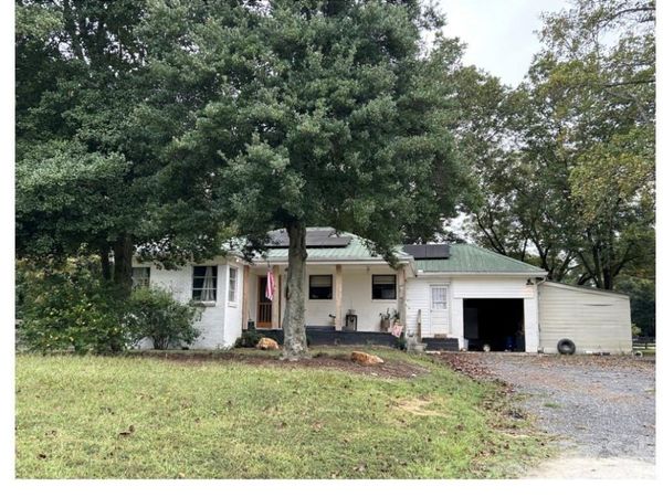 621 Hephzibah Church Road , Crouse, NC 28033