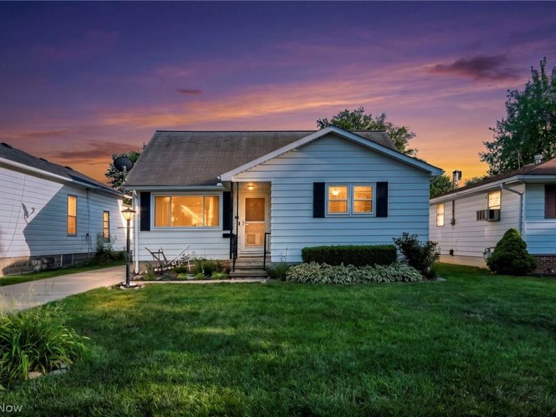 179 Caroline Street , Elyria, OH 44035 Photo 2