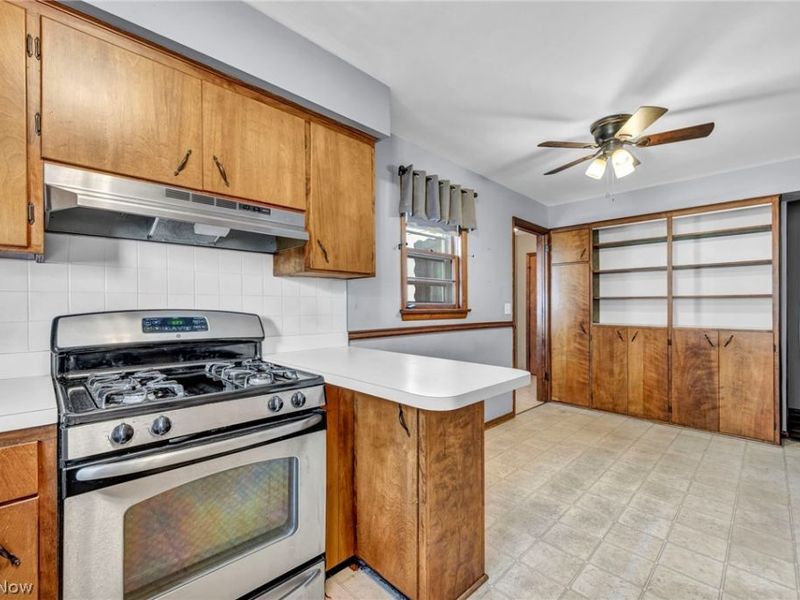 179 Caroline Street , Elyria, OH 44035 Photo 7