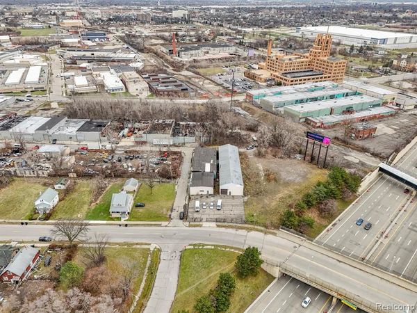 15306 Rosa Parks Boulevard , Detroit, MI 48238