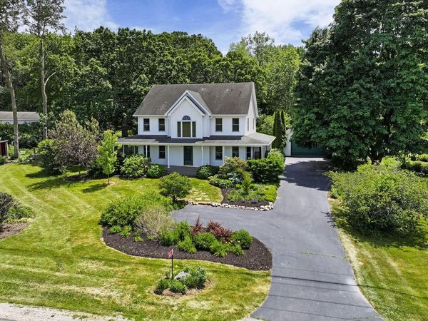 553 W Twin Lakes ROAD, Genoa City, WI 53128