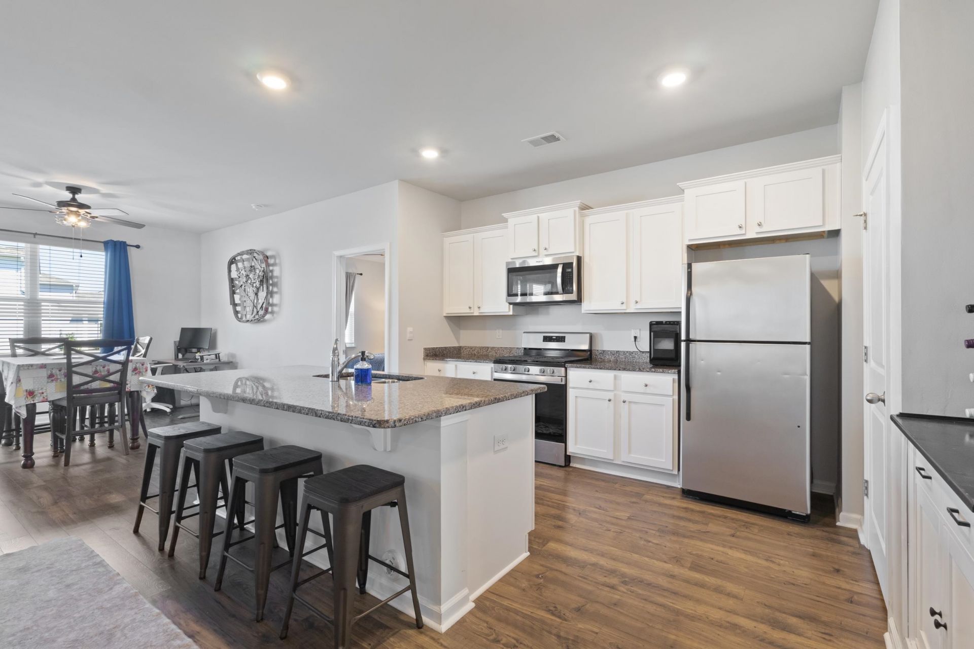 3923 Nandina Ct.  Photo 12