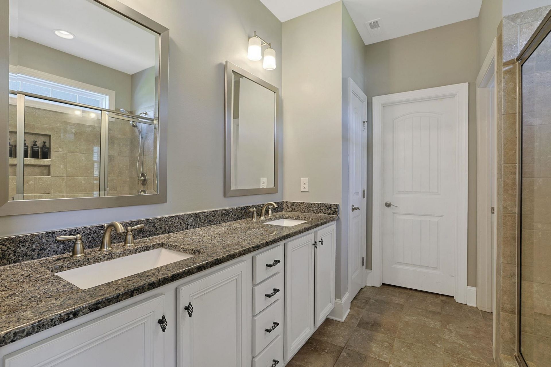 512 Starlit Way Photo 19