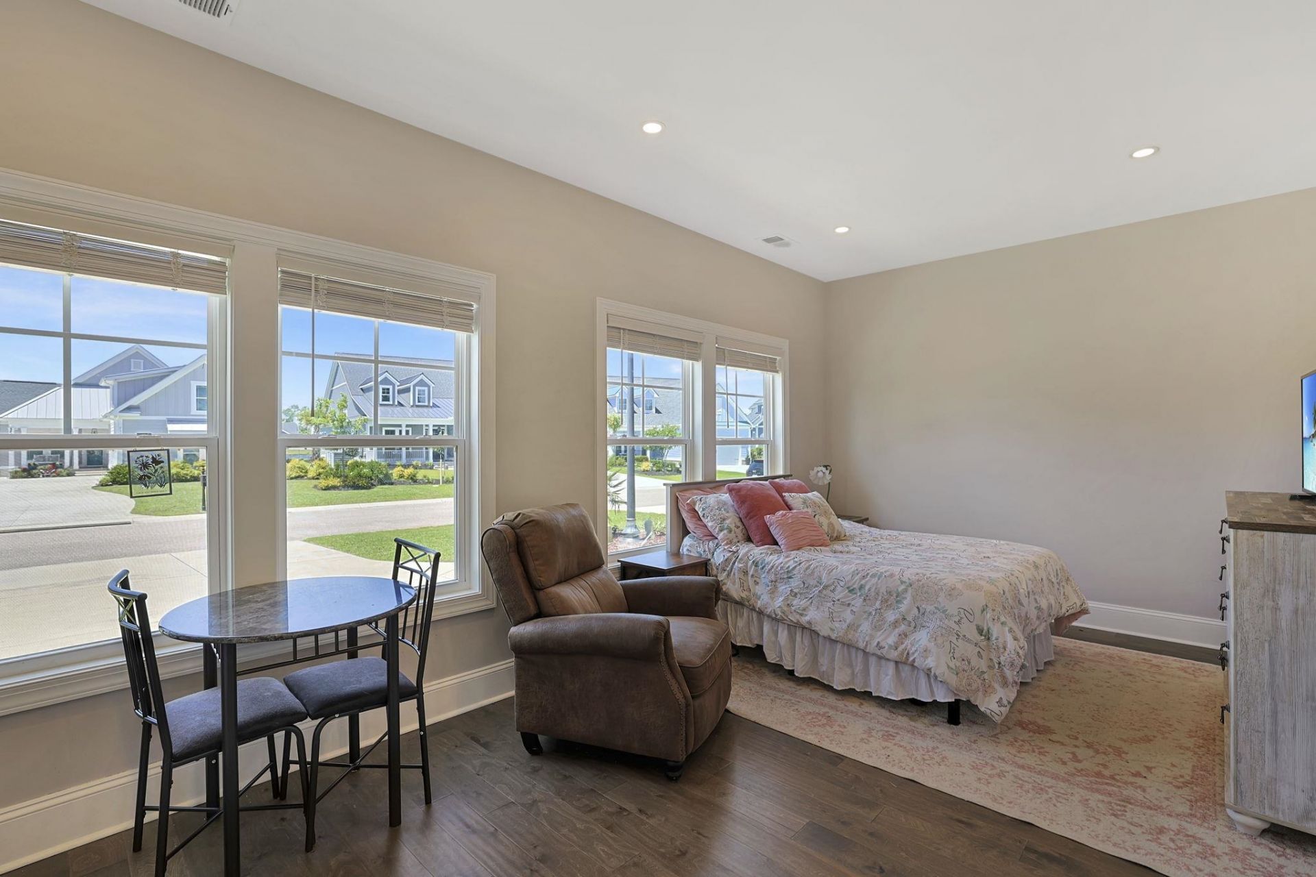 512 Starlit Way Photo 21