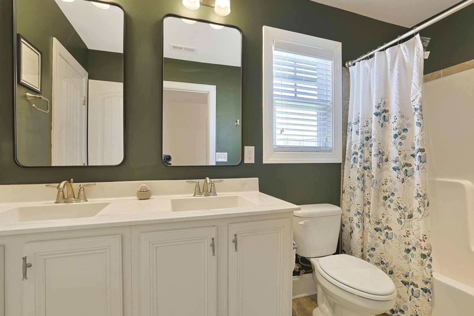 512 Starlit Way Photo 31