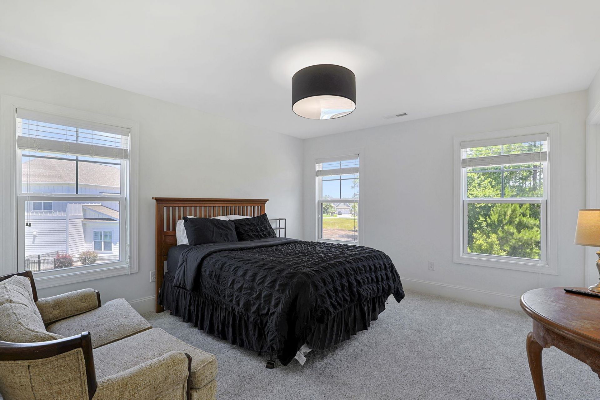 512 Starlit Way Photo 32