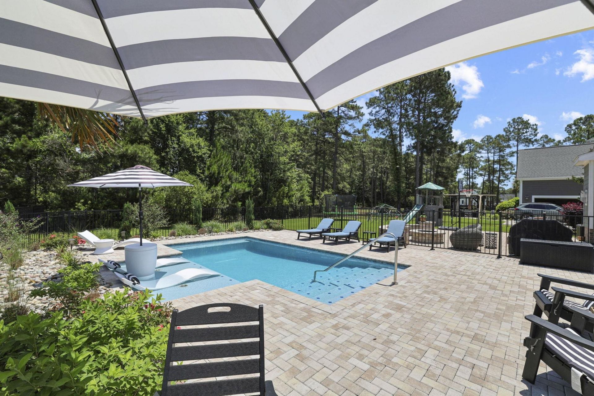512 Starlit Way Photo 43