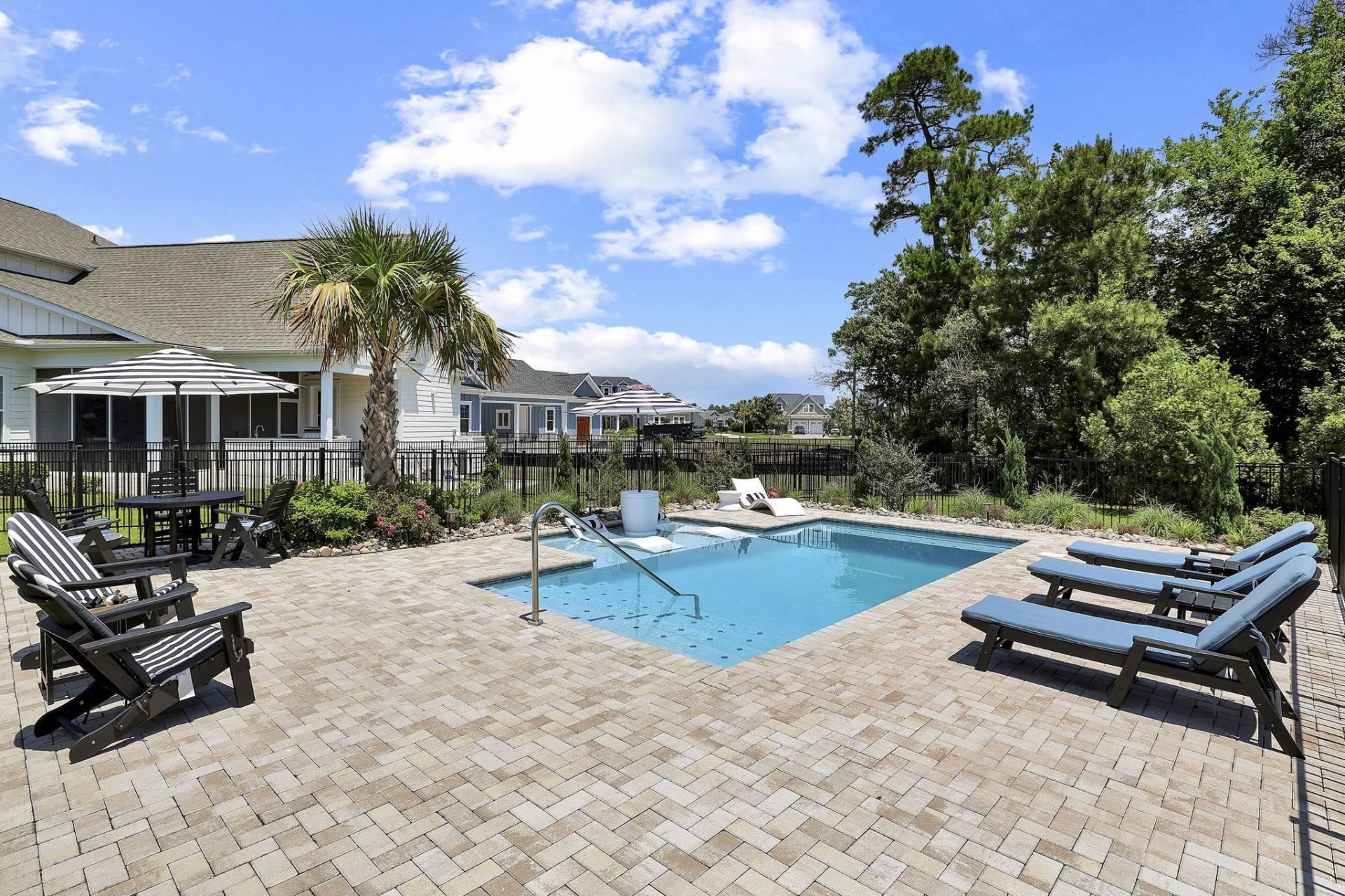 512 Starlit Way Photo 45