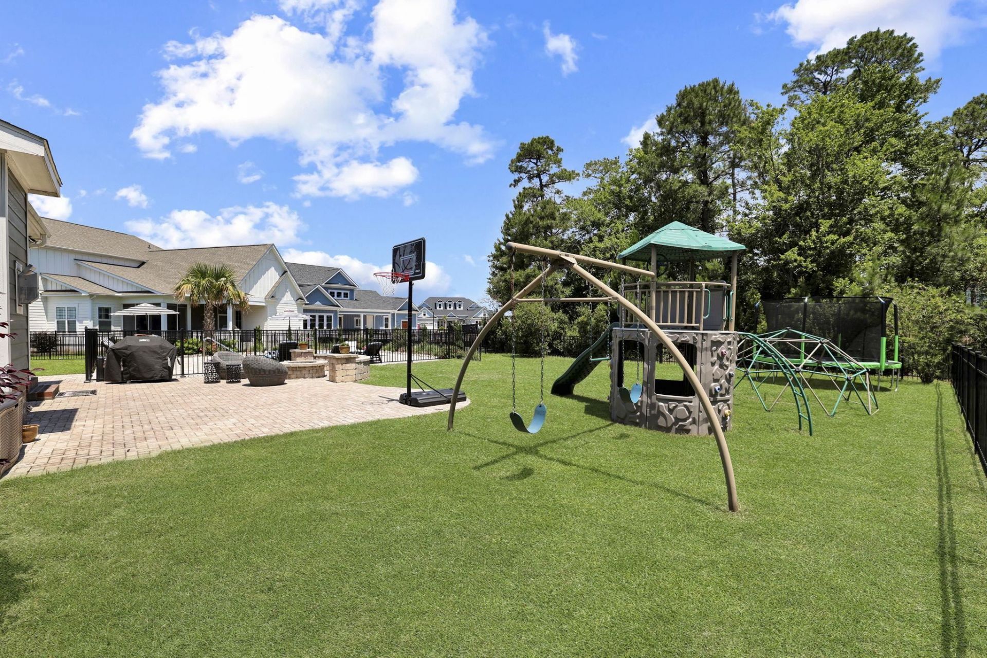 512 Starlit Way Photo 47