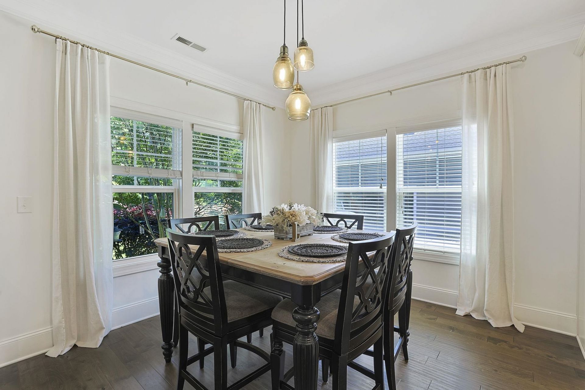 512 Starlit Way Photo 6