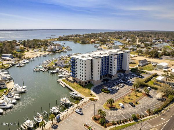 4425 Arendell , Unit 402 Harbor, Morehead City, NC 28557