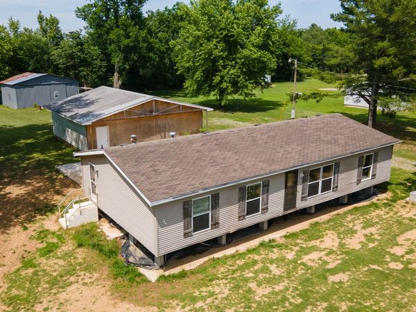 17203 #9 Blacktop , West Frankfort, IL 62896