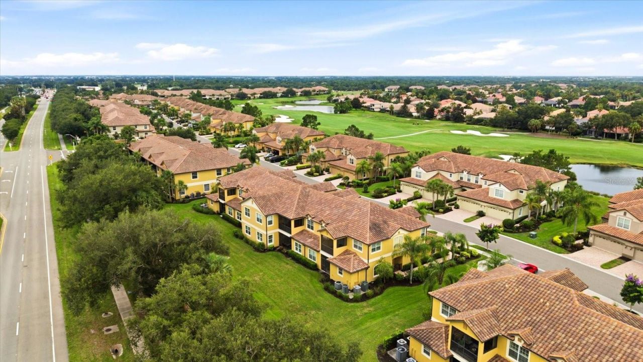 8137 Miramar Way, Lakewood Ranch, FL 34202 Photo