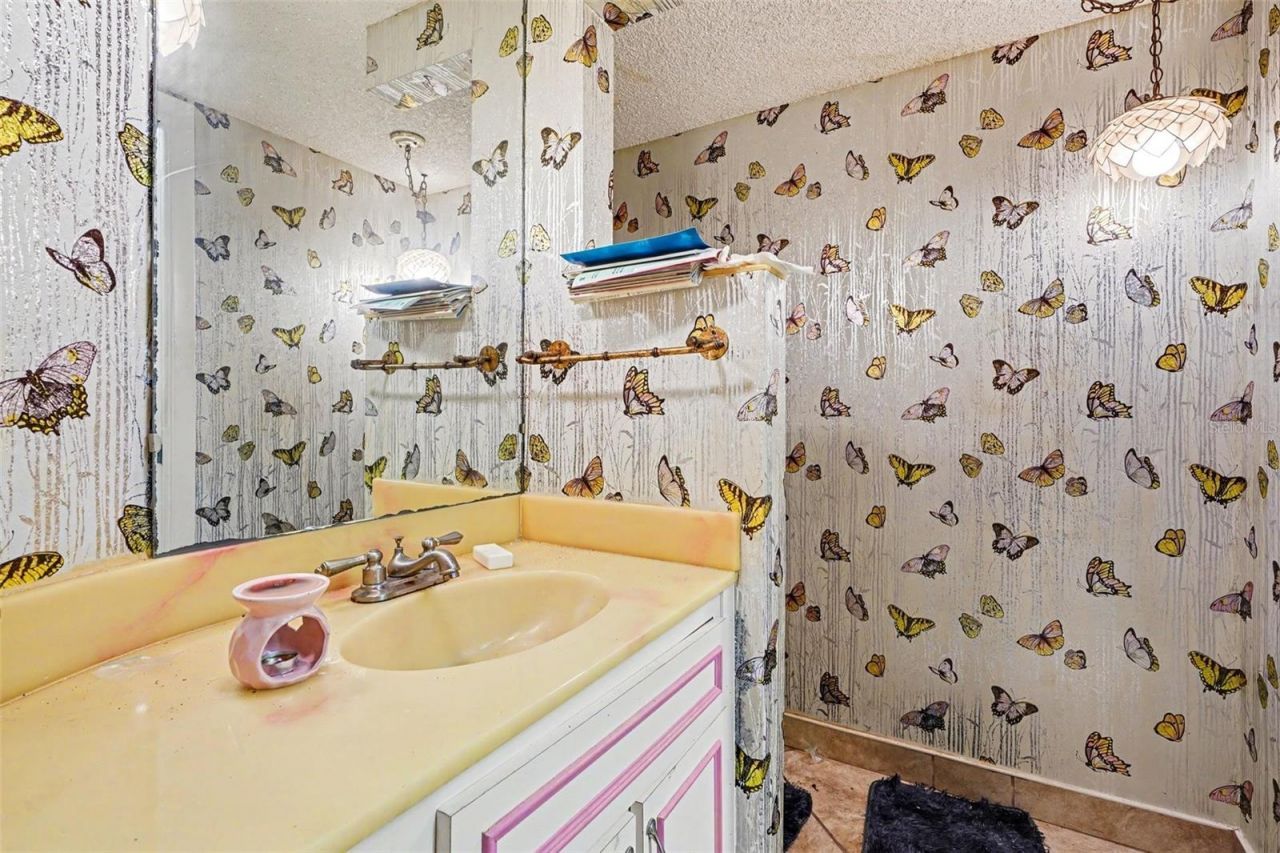 6141 Palmetto Drive, Indian Lake Estates, FL 33855 Photo