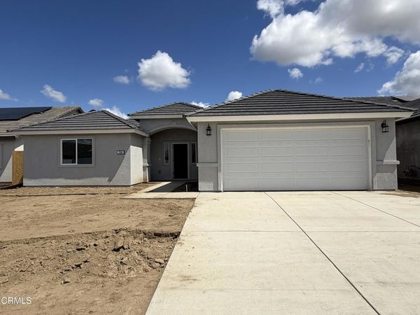 704 Sammy Way , Shafter, CA 93263