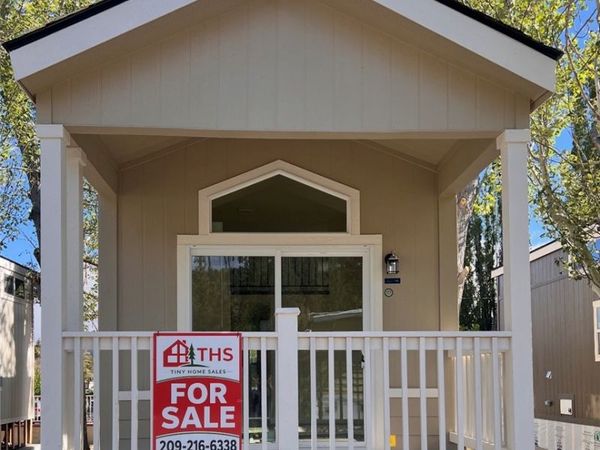 547 Alden Road, Unit RV10, Big Bear Lake, CA 92315
