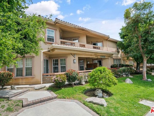 3960 Pennsylvania Avenue, Unit 108, La Crescenta, CA 91214