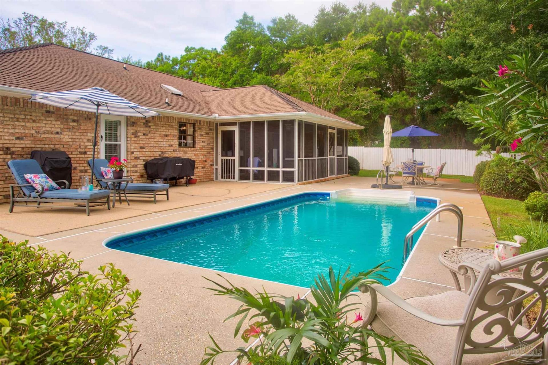 3716 Tiger Point Blvd, Gulf Breeze, FL 32563 Main Photo