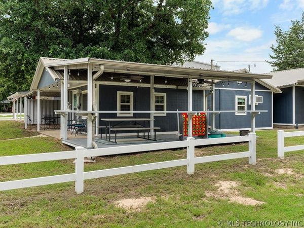 5112 Oakwood, Kingston, OK 73439