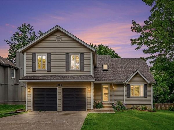 1366 E MEADOW Lane, Olathe, KS 66062