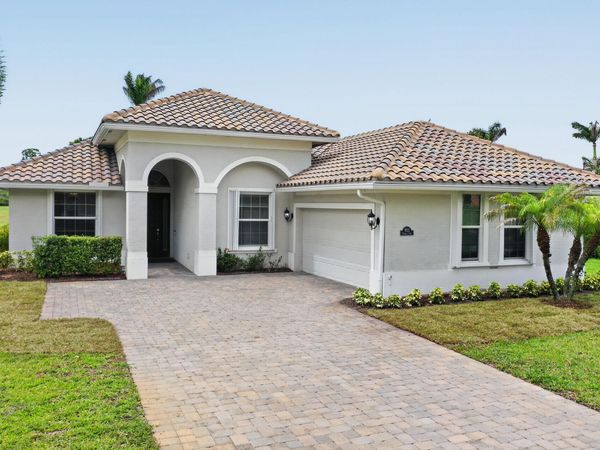 9531 Shadow Lane, Fort Pierce, FL 34951