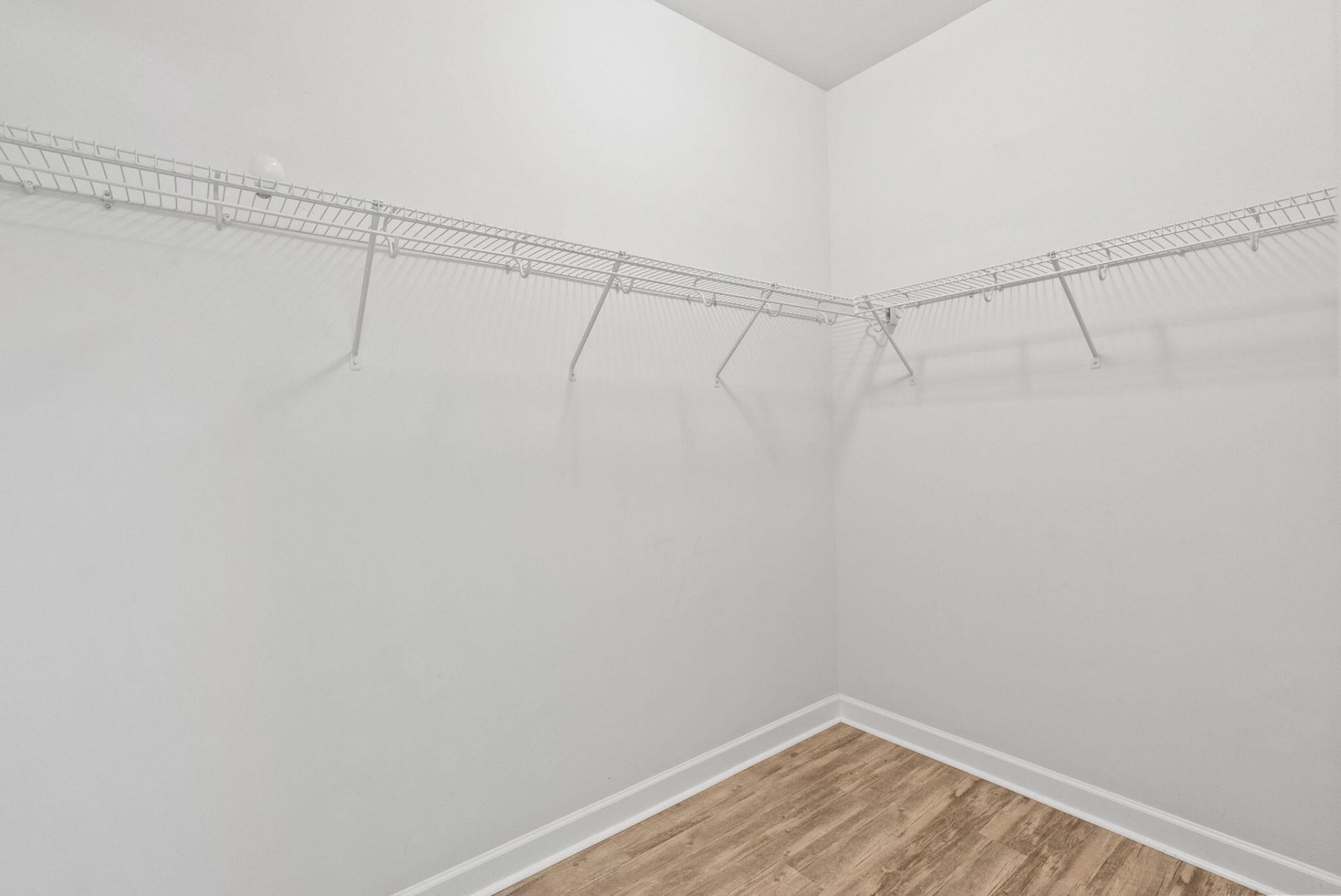 1552 Thin Pine Drive Photo 32