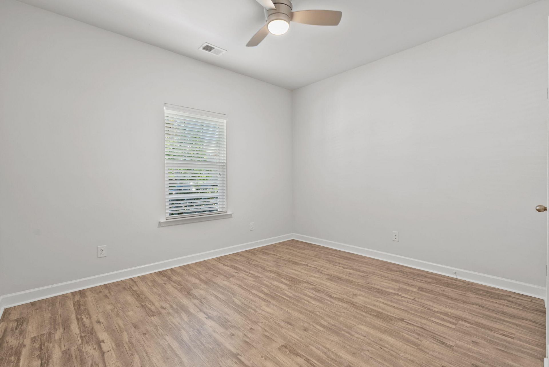 1552 Thin Pine Drive Photo 33