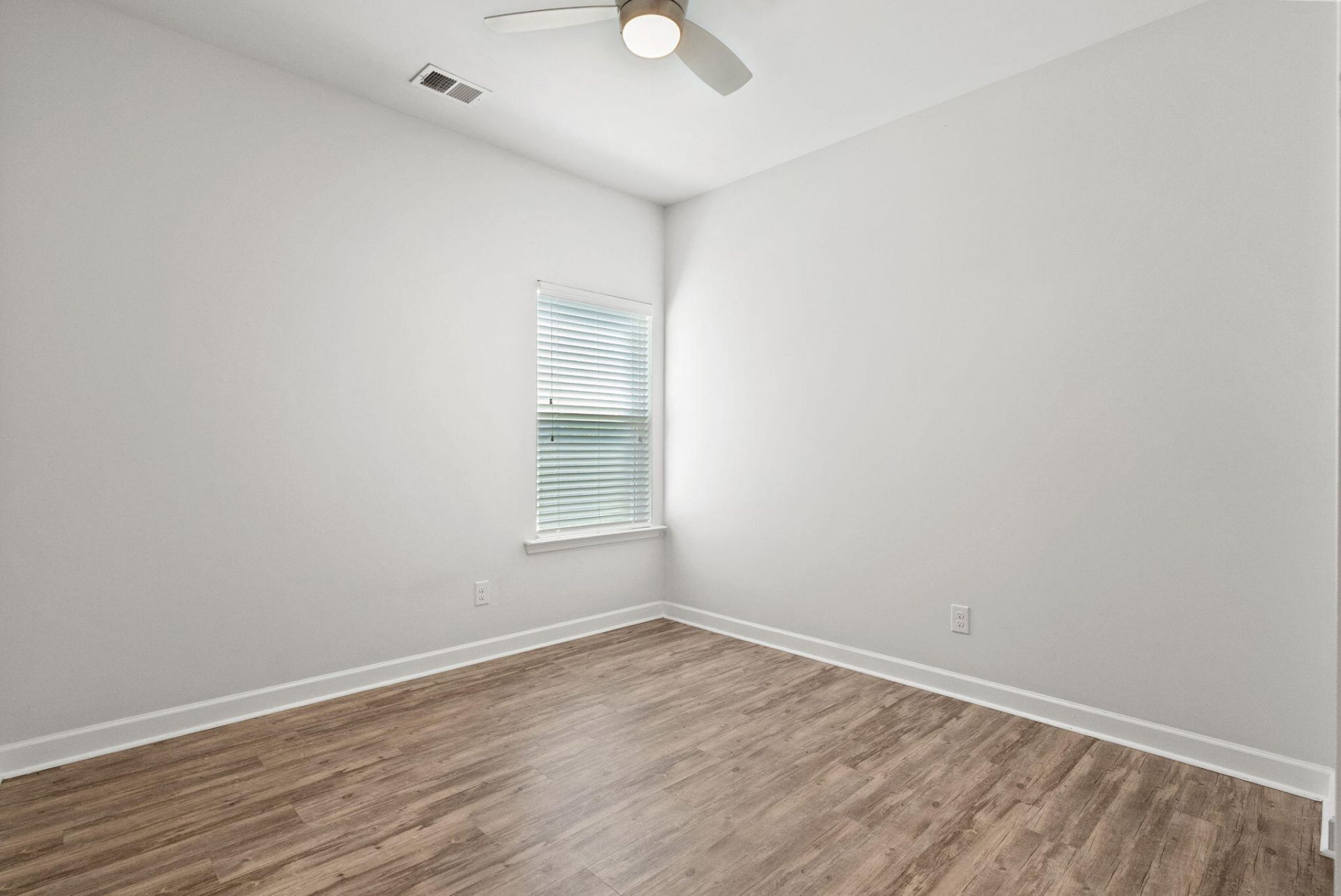 1552 Thin Pine Drive Photo 35