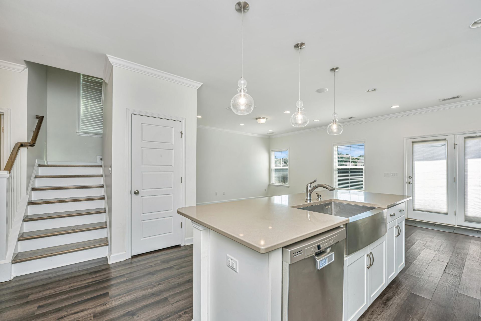 1676 Emmets Road Photo 14