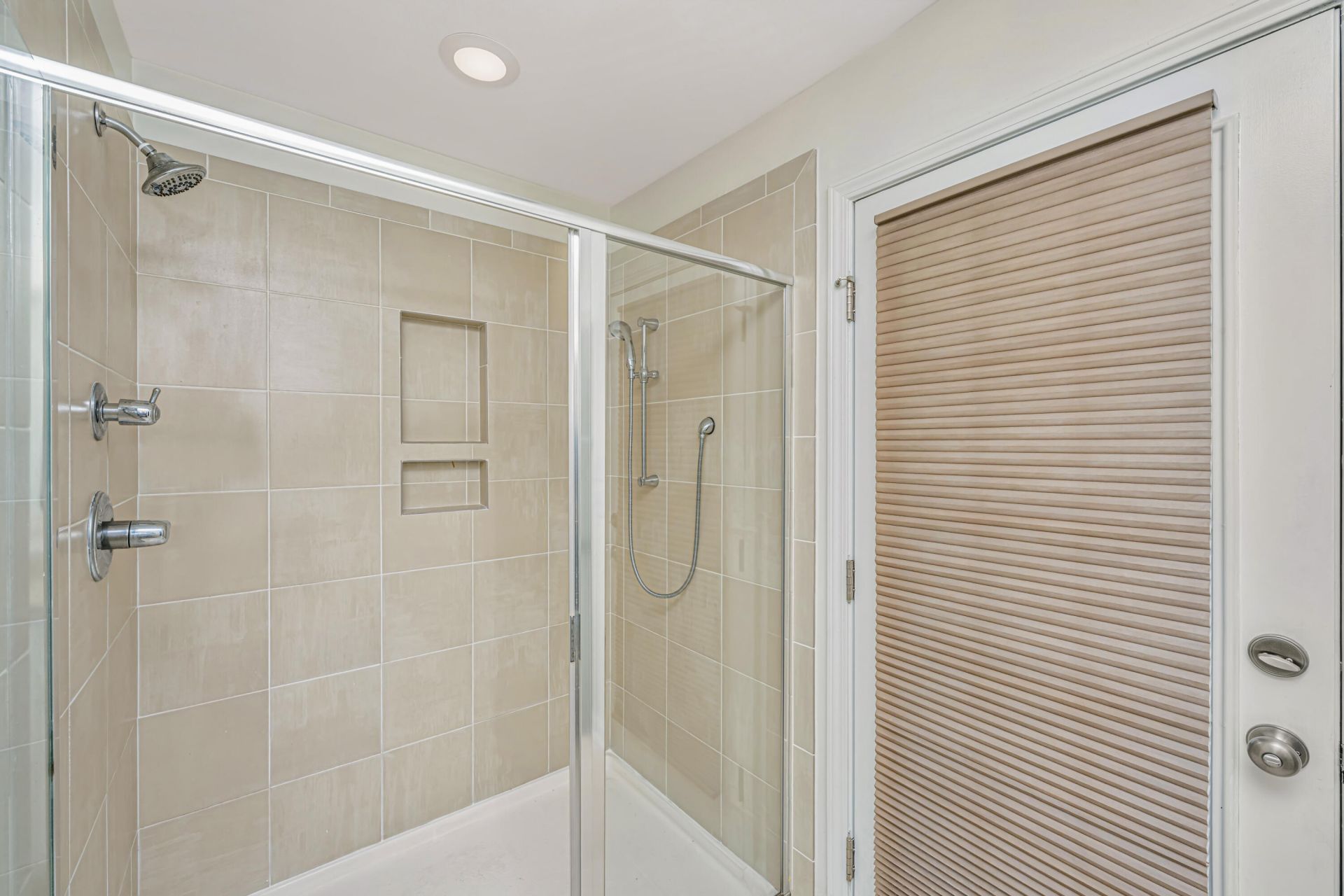 1676 Emmets Road Photo 27