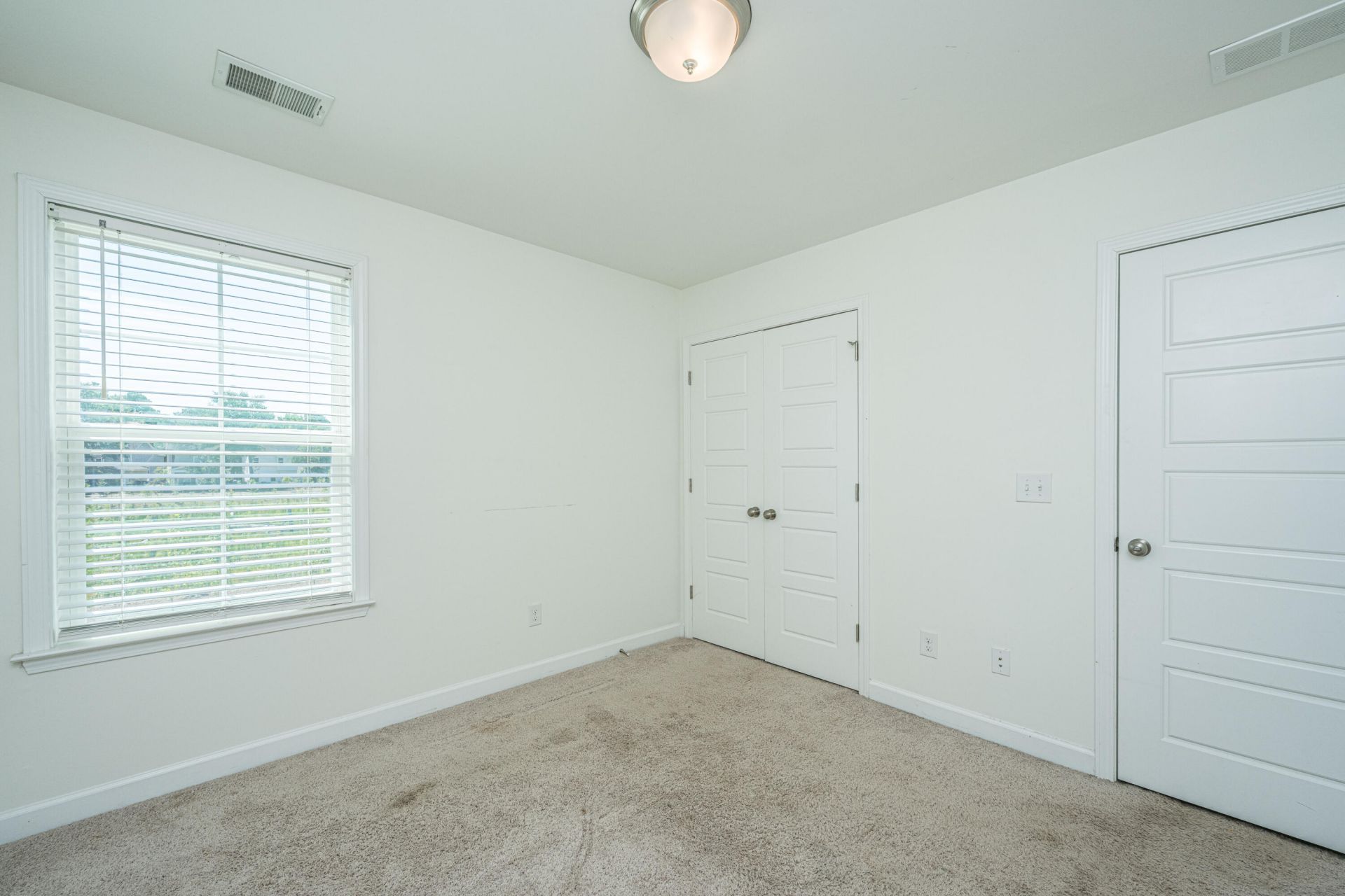1676 Emmets Road Photo 28