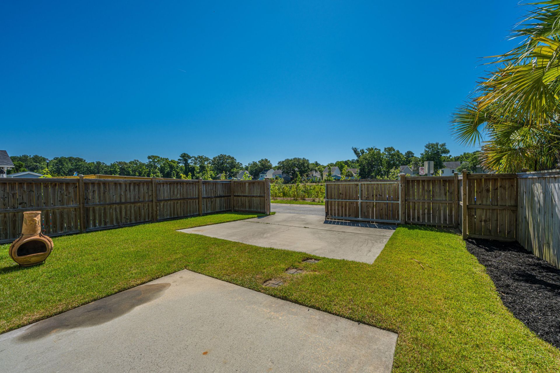 1676 Emmets Road Photo 37