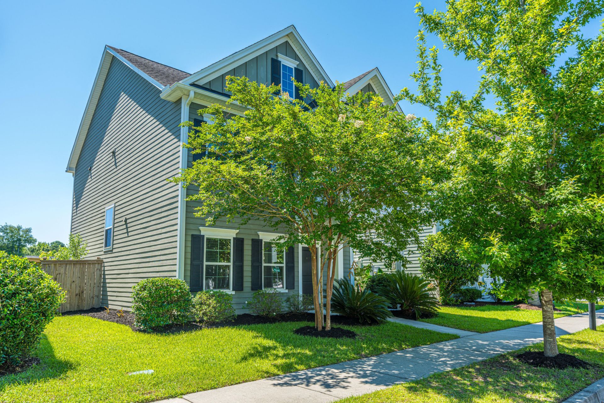1676 Emmets Road Photo 4
