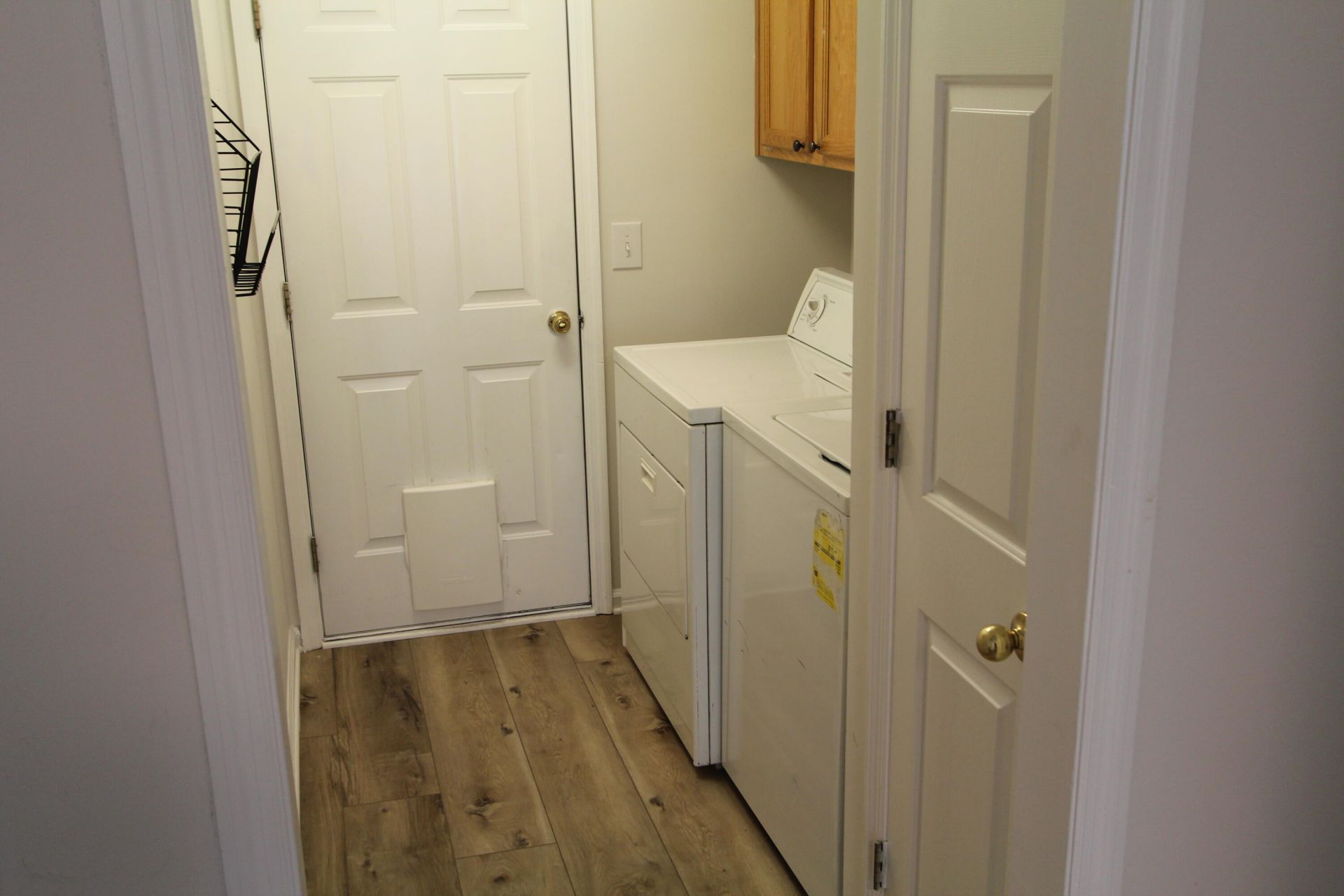744 Ginglis Way Photo 8