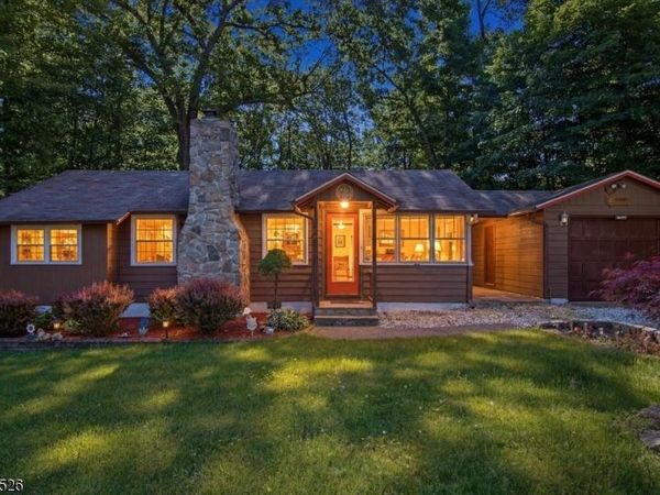 134 Birch Rd, Vernon, NJ 07422