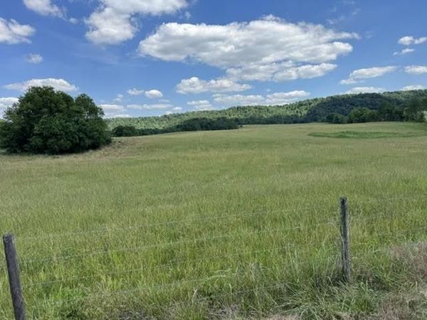 Tract 7 L and N Turnpike Road , Horse Cave, KY 42749