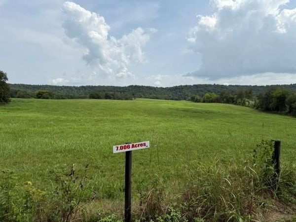 Tract 7 L and N Turnpike Road , Horse Cave, KY 42749